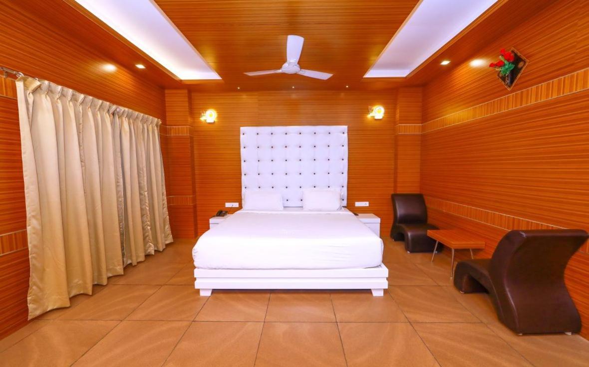 Pearl Park Beach Resort Private Limited Порт Блеър Екстериор снимка